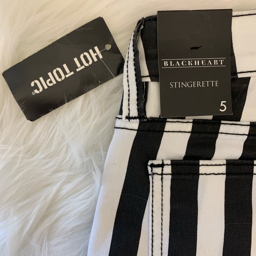 New! Hot Topic Blackheart Stingerette striped pants - Picture 7 of 8